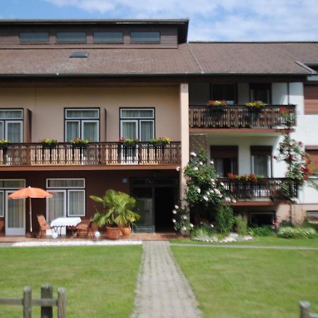 Ferienhaus Michor Latschach ober dem Faakersee Eksteriør bilde