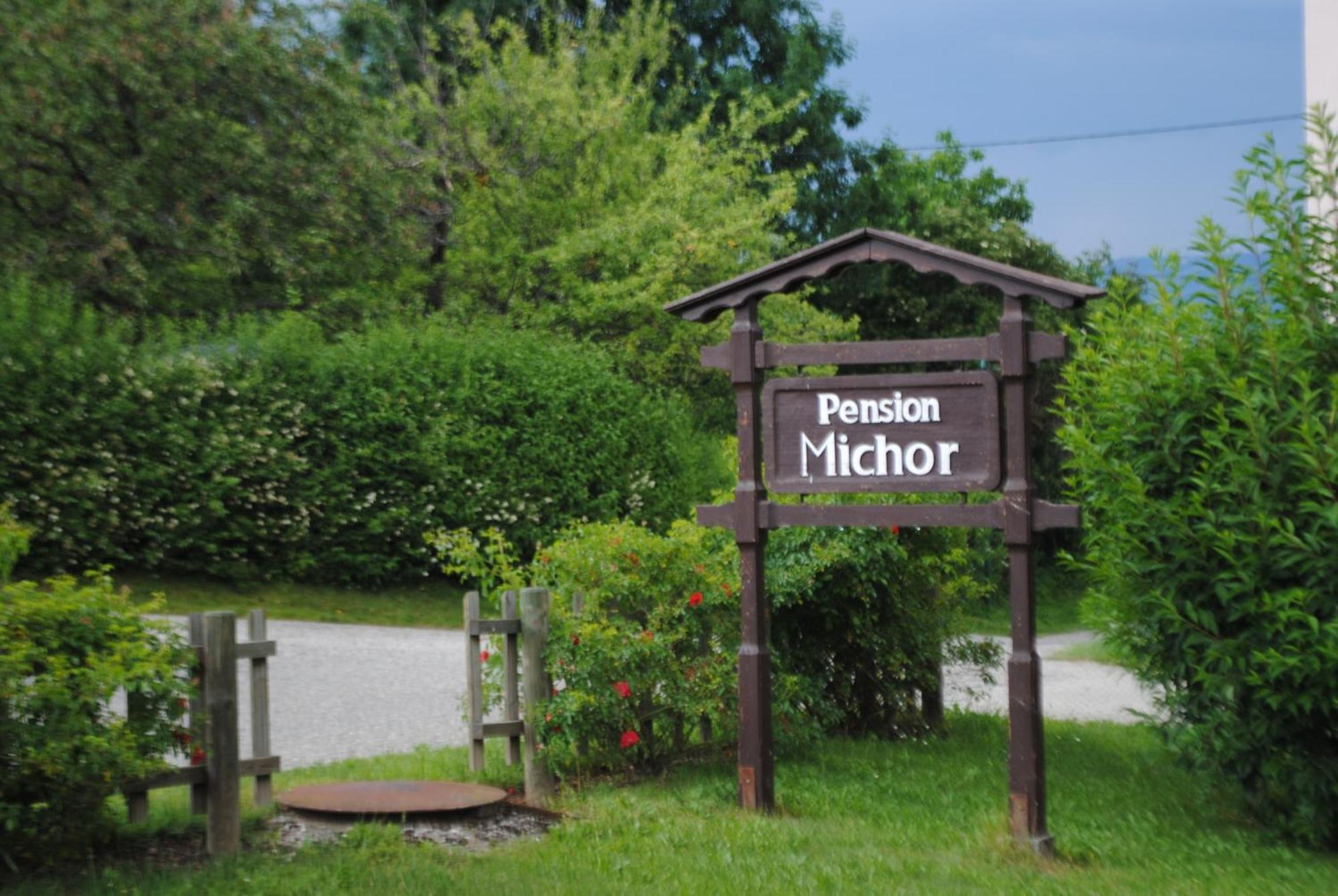 Ferienhaus Michor Latschach ober dem Faakersee Eksteriør bilde